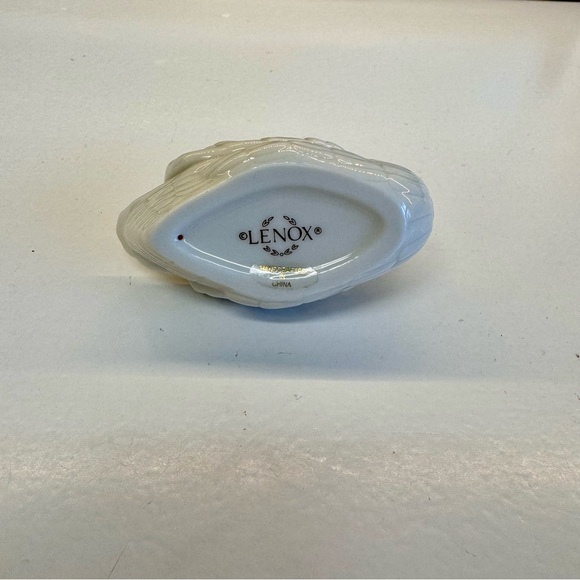 Lenox Swan Figurine Vintage Porcelain 24k Gold - Picture 3 of 6